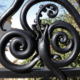 Donnez du cachet à votre propriété avec un balcon en ferronnerie personnalisé Beausoleil